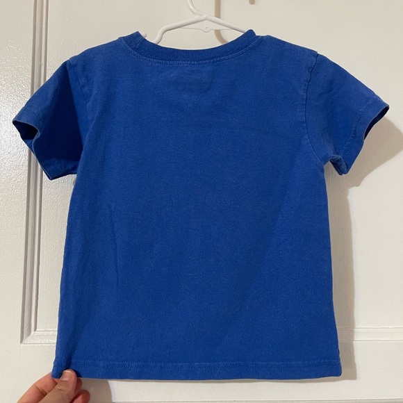 2011 Cars 2 lightning McQueen shirt 4t - Picture 4 of 6